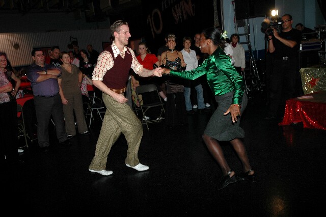 min 2007 11 10 fous swing 433